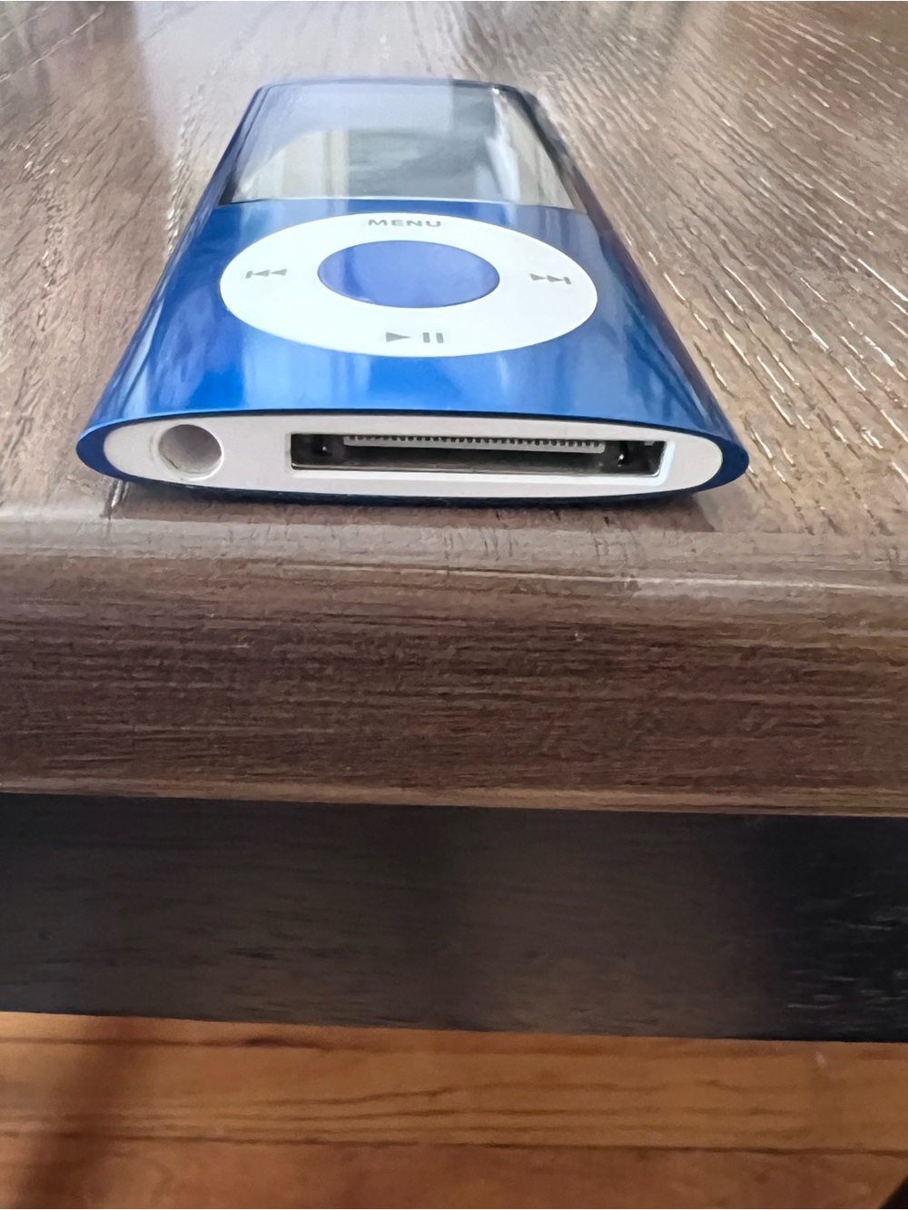 Apple iPod Nano 5th Generation (Model MC037LL, Model Number A1320) - Picture 2 of 5